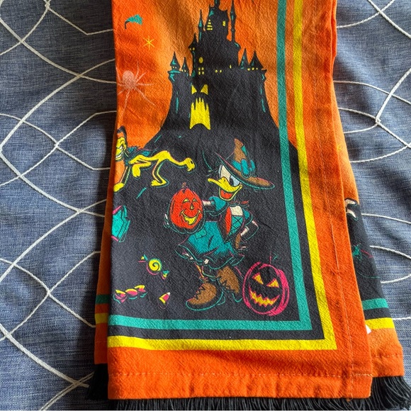 2023 Disney Parks Halloween Minnie Mouse Ghouls Night Out Kitchen Dish Towel NEW - Picture 5 of 6